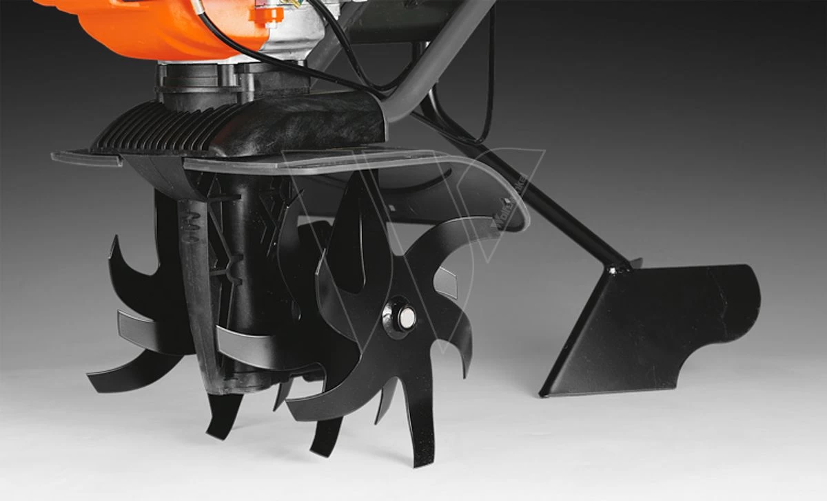 Husqvarna Aanaardploeg T300rs/t200